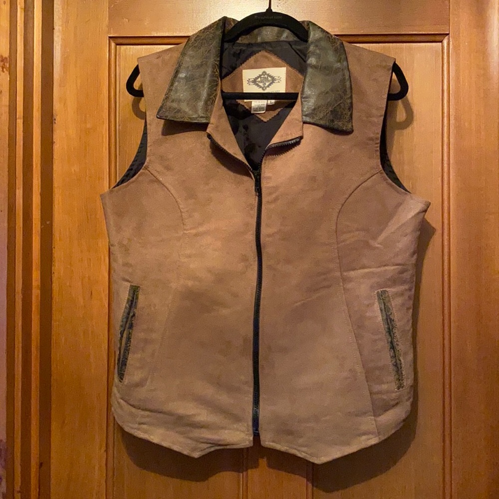 Ladies tan Vest
